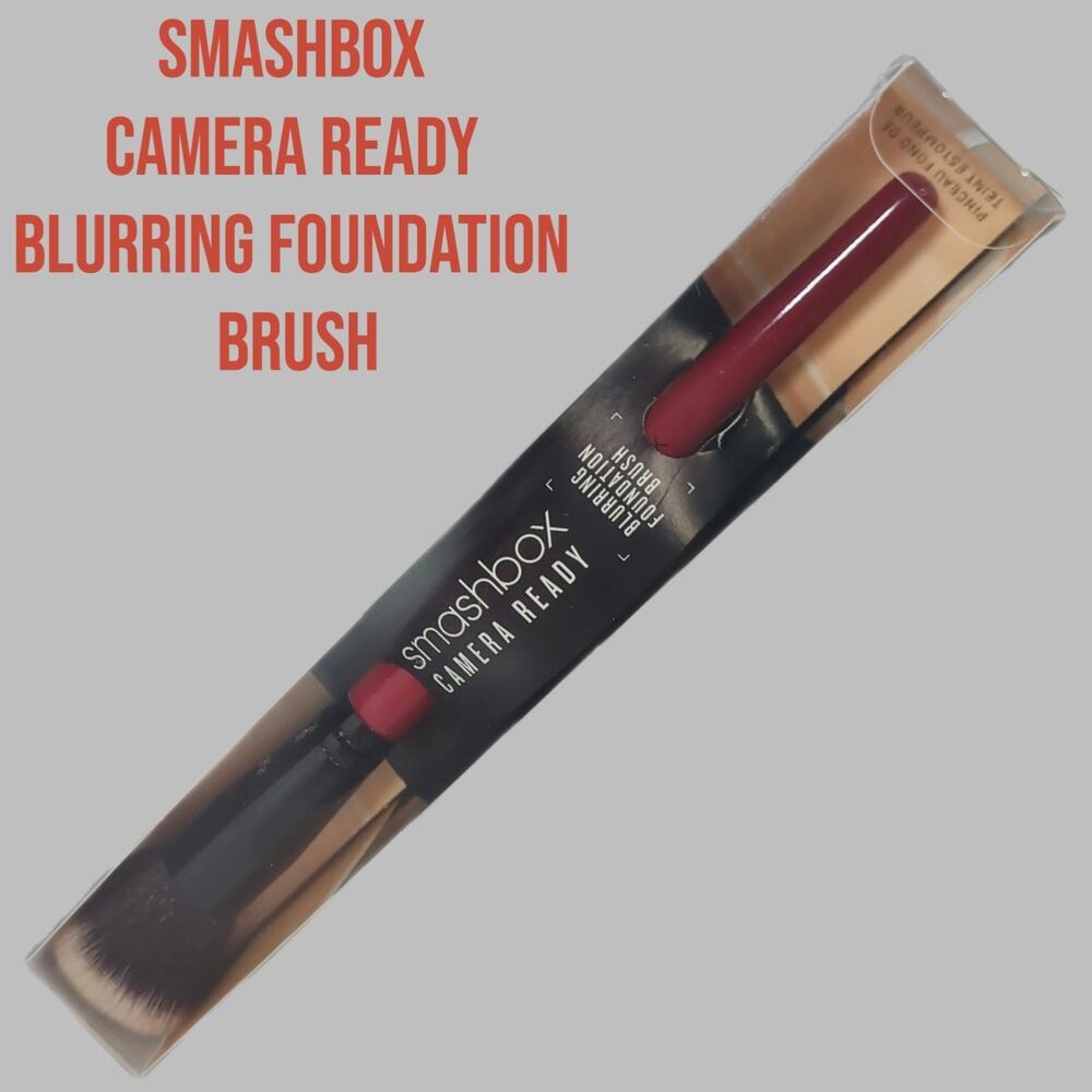 Smashbox‎ Blurring Foundation Brush New in Box Camera Ready Line